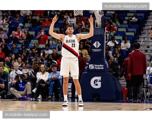 开拓者新秀克林根表现全面 23分18篮板7助攻数据亮眼