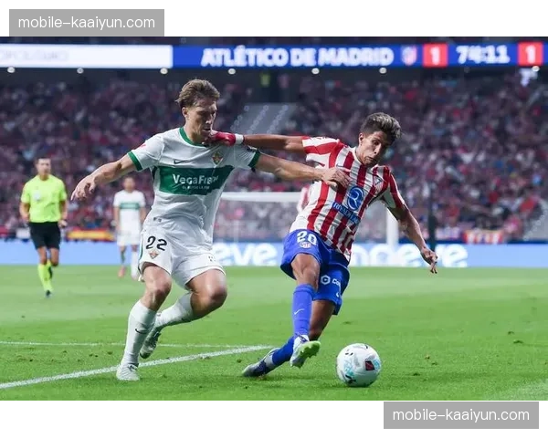 埃尔切进攻宽度利用率为61%，边路与中路衔接存在脱节